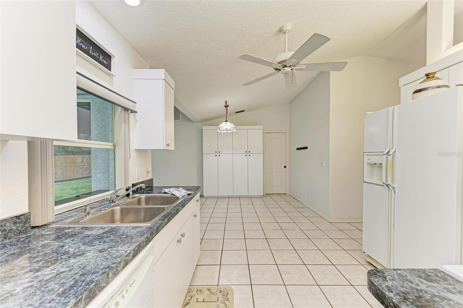 OAK CREEK FOREST - Residential