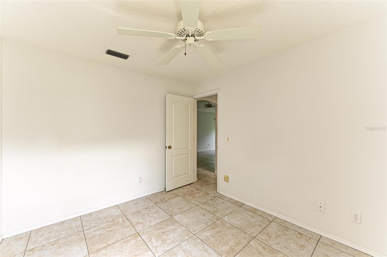 OAK CREEK FOREST - Residential