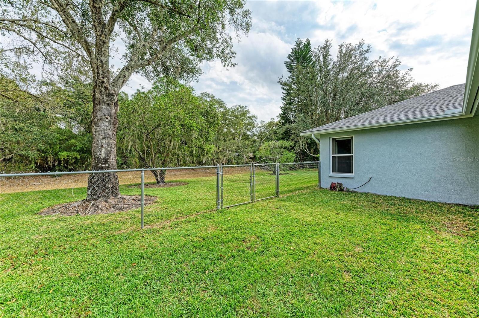 OAK CREEK FOREST - Residential