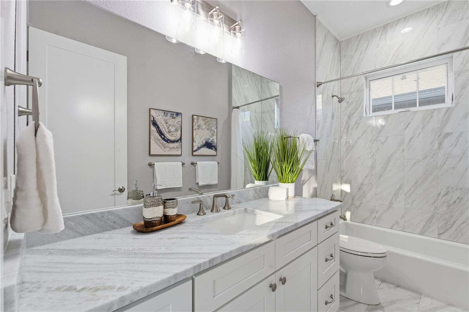 ROOSEVELT PARK ADD - Residential