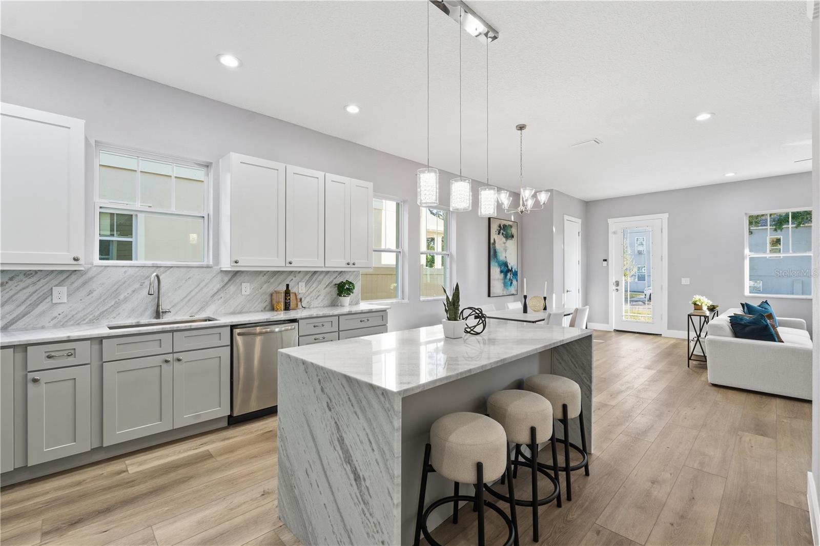 ROOSEVELT PARK ADD - Residential