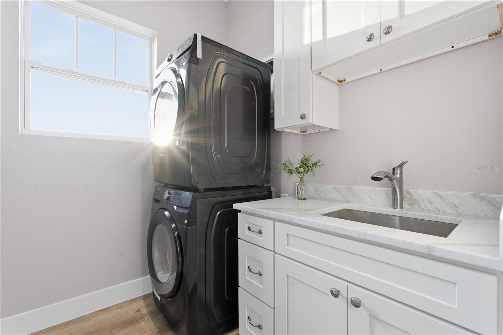 ROOSEVELT PARK ADD - Residential