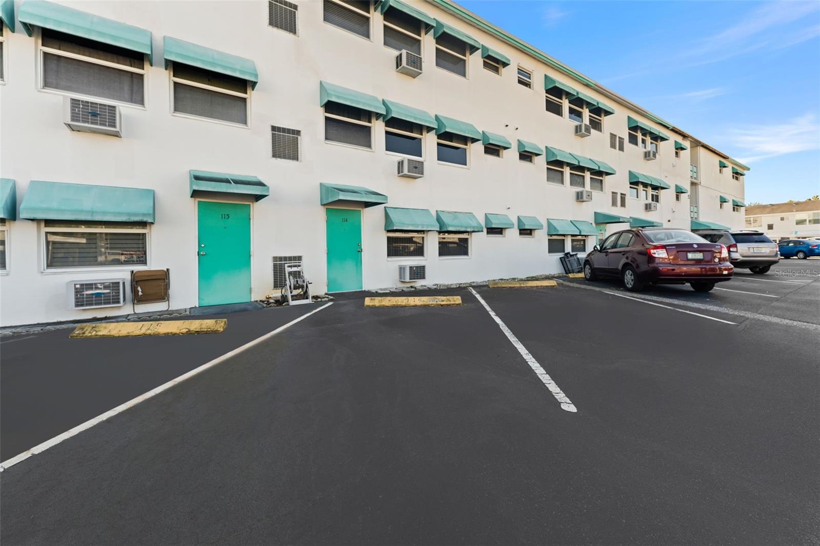 TOWN APTS CONDO - Residential