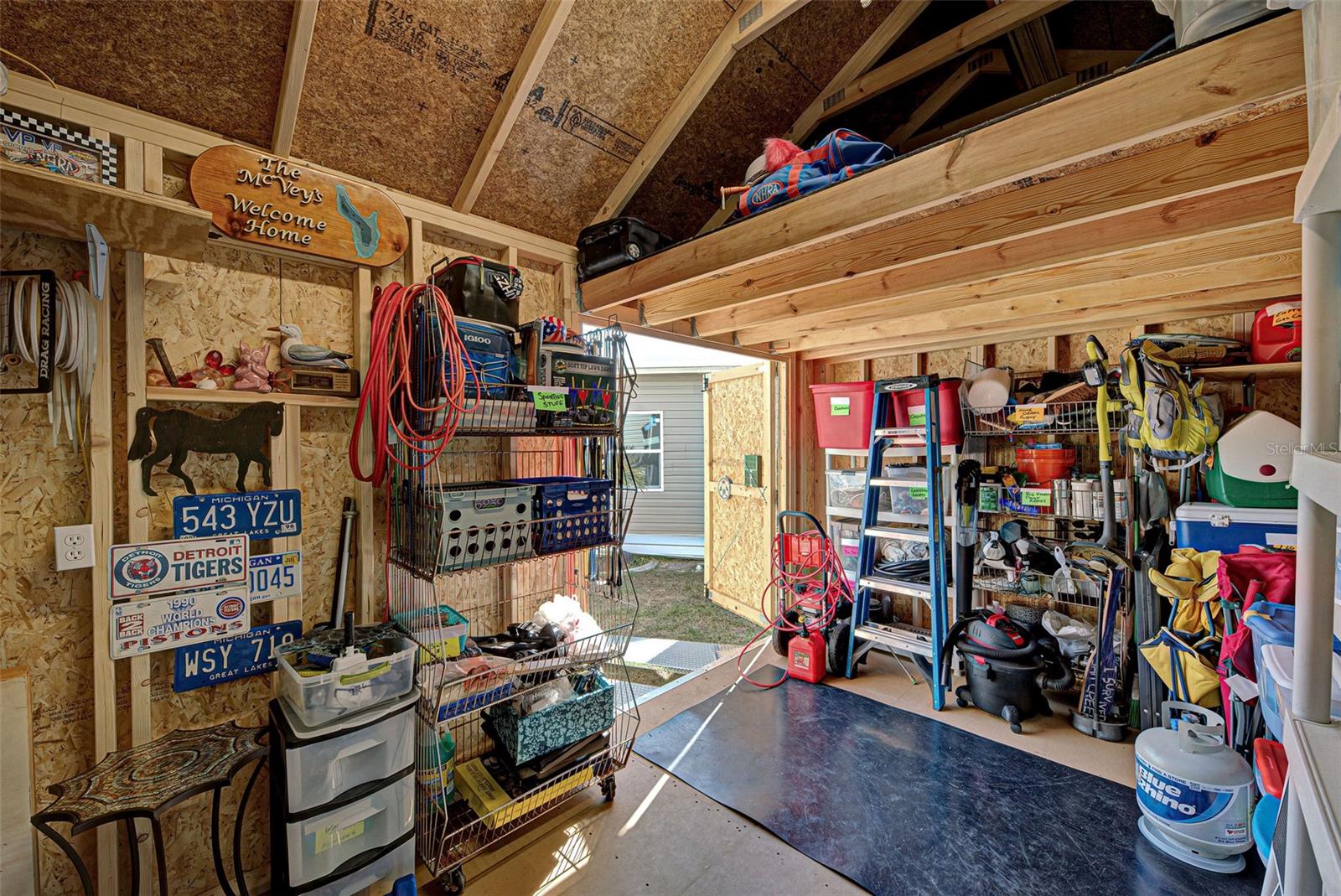 HOLIDAY PARK - Residential