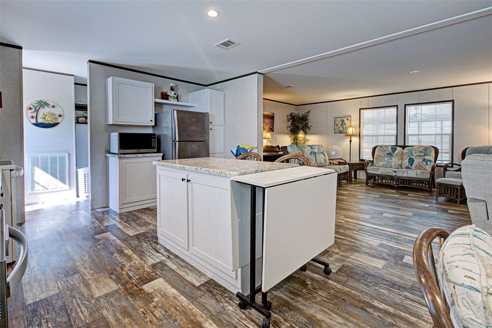 HOLIDAY PARK - Residential