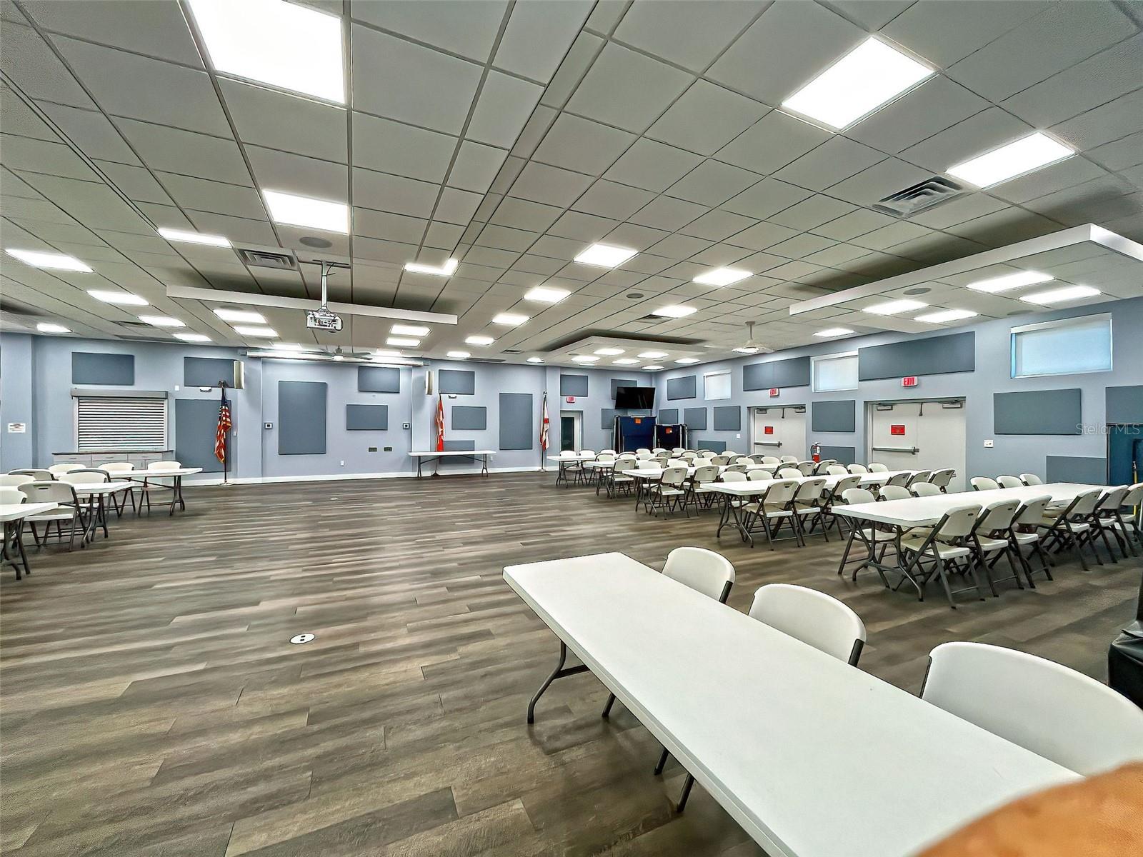 HOLIDAY PARK - Residential