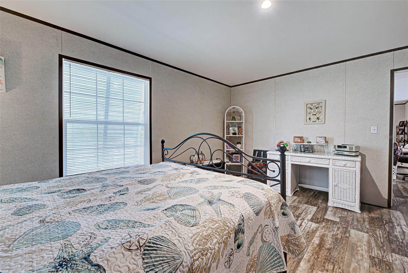 HOLIDAY PARK - Residential