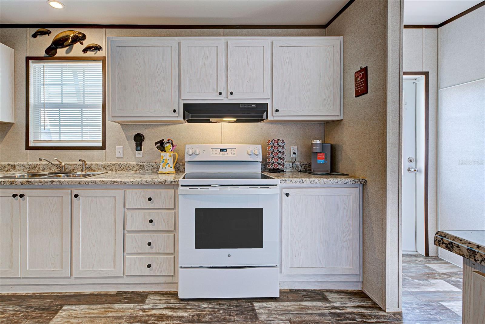 HOLIDAY PARK - Residential