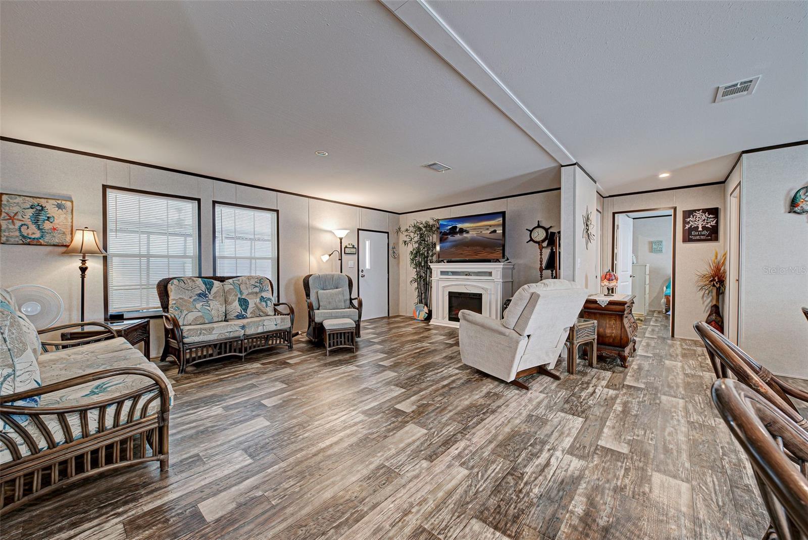 HOLIDAY PARK - Residential