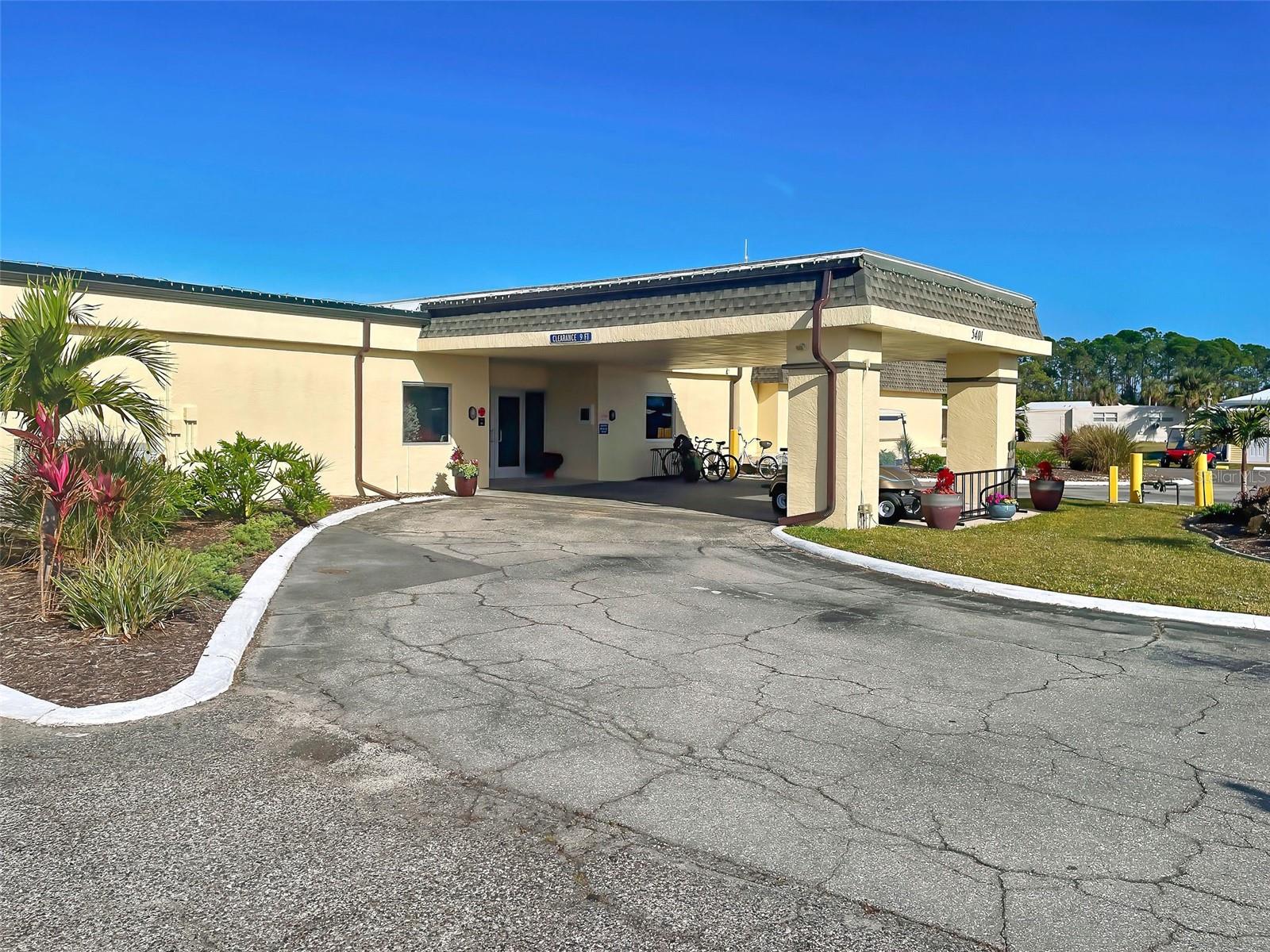 HOLIDAY PARK - Residential