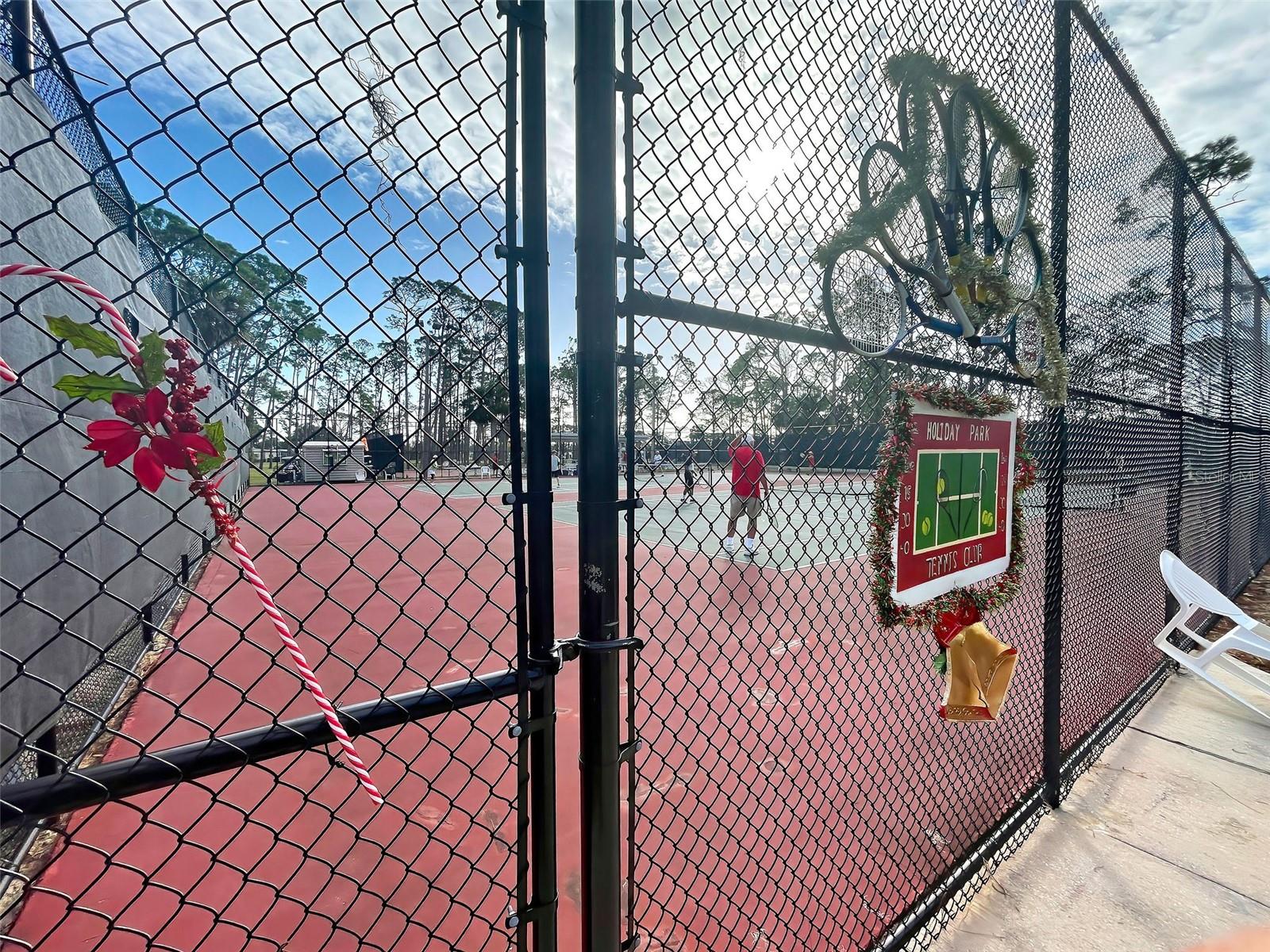 HOLIDAY PARK - Residential