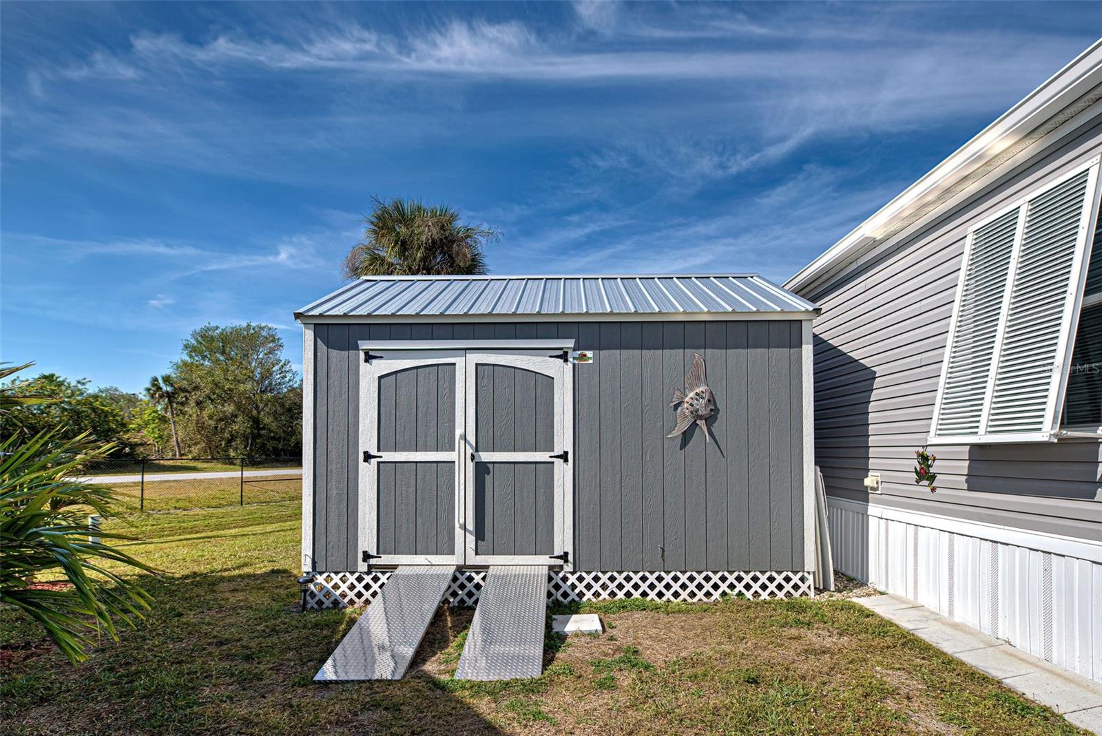 HOLIDAY PARK - Residential