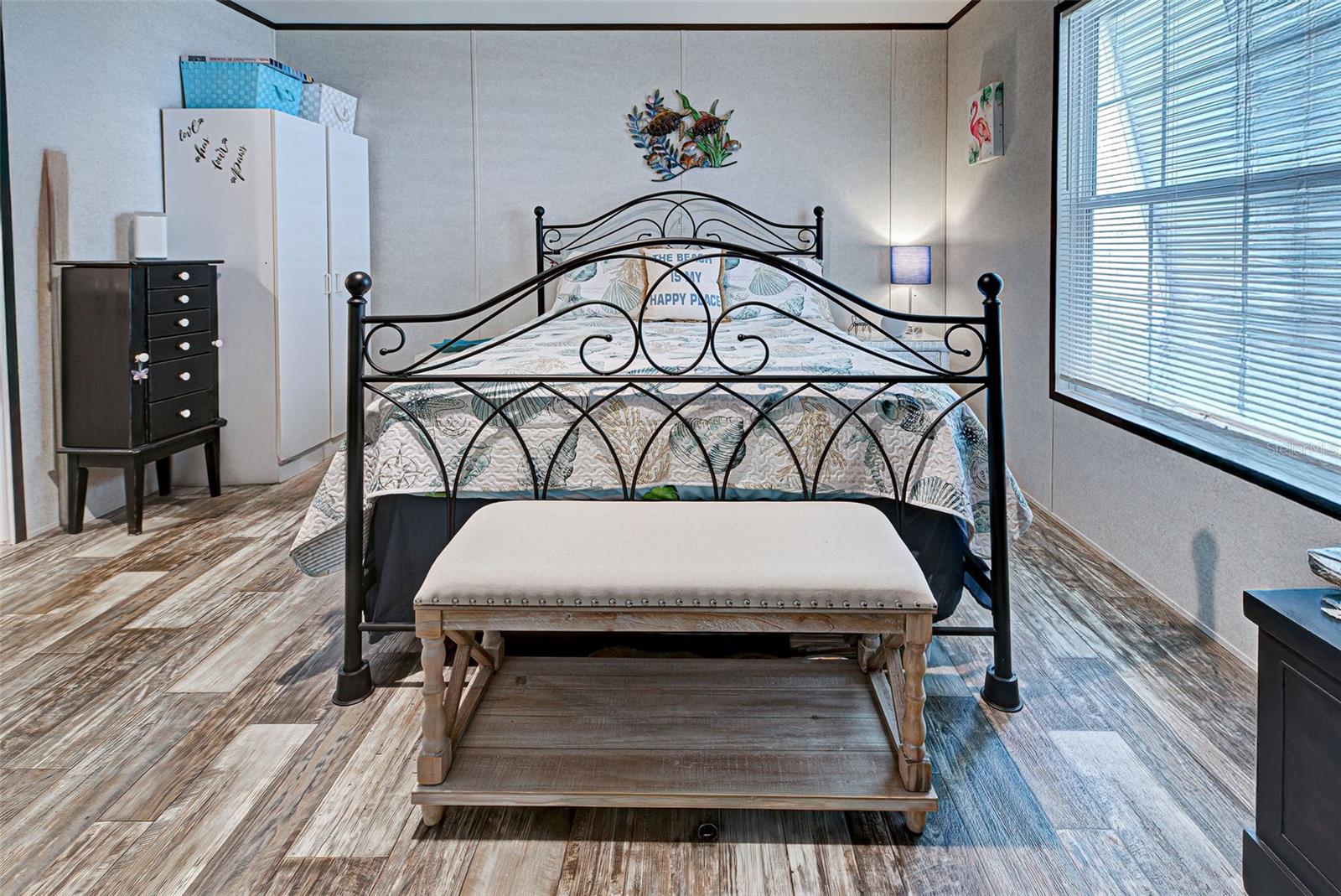 HOLIDAY PARK - Residential