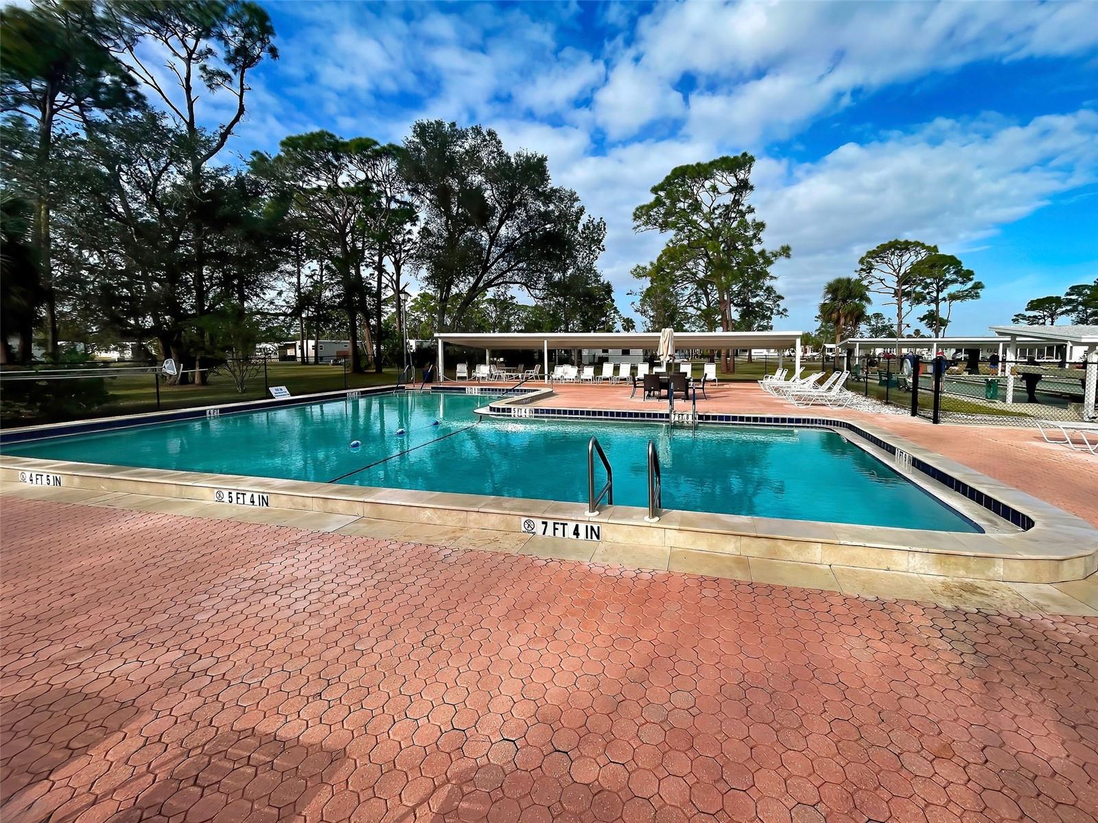 HOLIDAY PARK - Residential