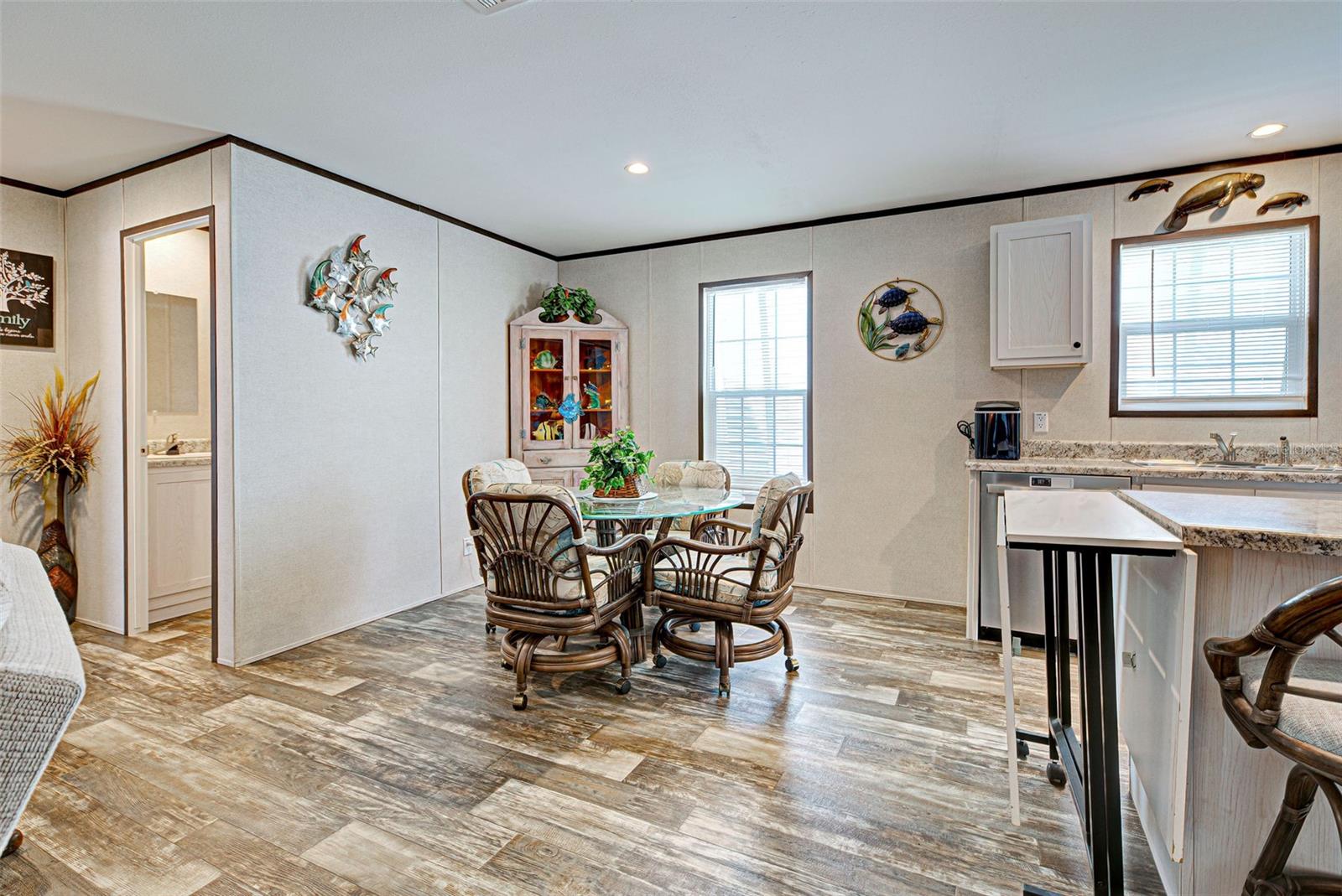 HOLIDAY PARK - Residential