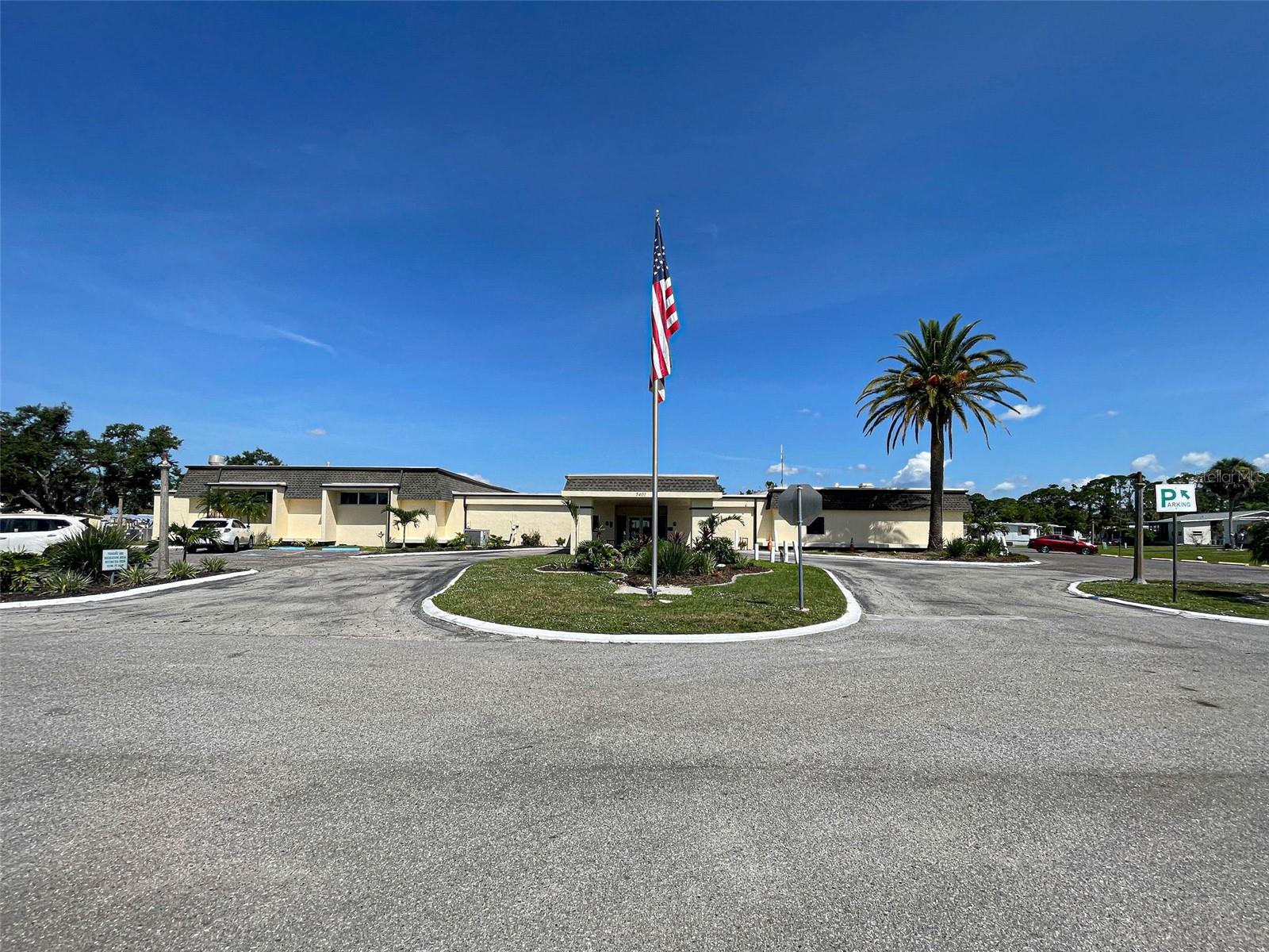 HOLIDAY PARK - Residential