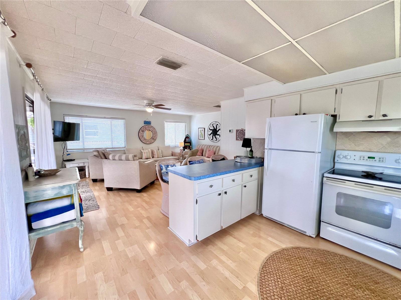 GULF ESTATES - Residential