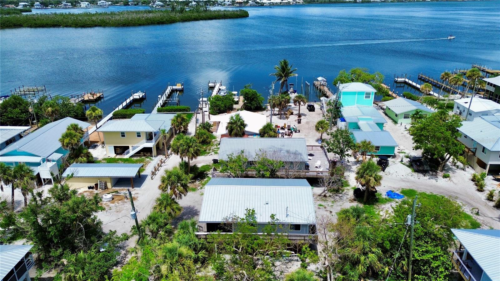 GULF ESTATES - Residential