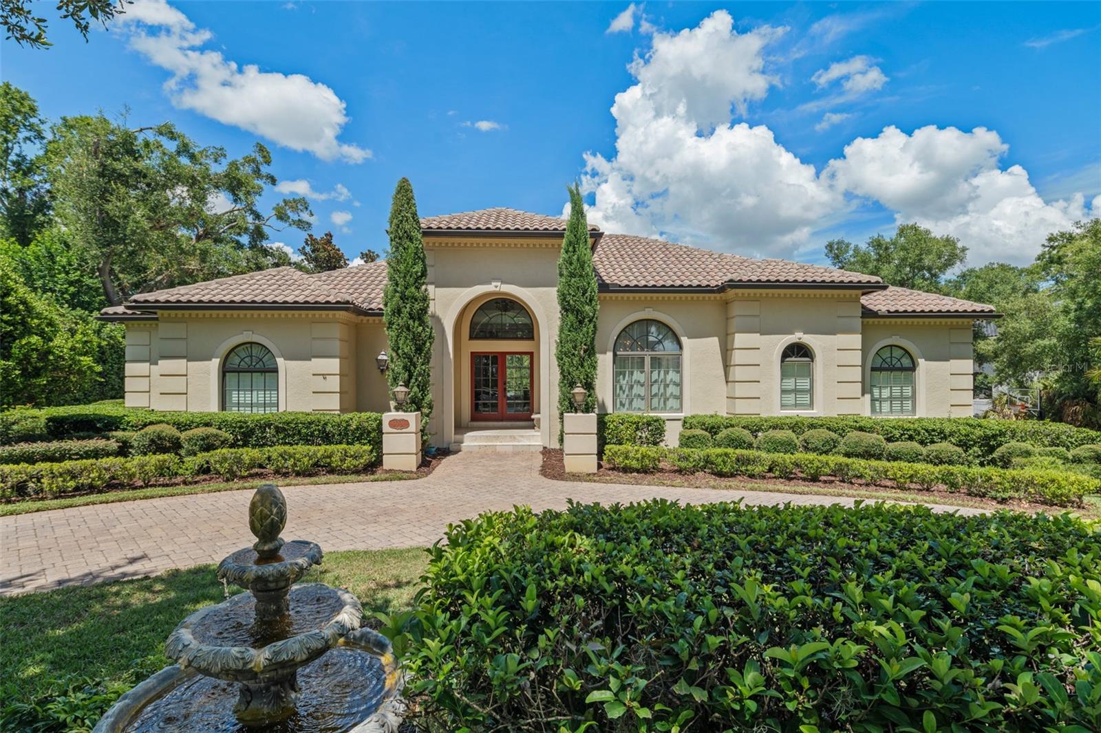 9731 CHESTNUT RIDGE DRIVE