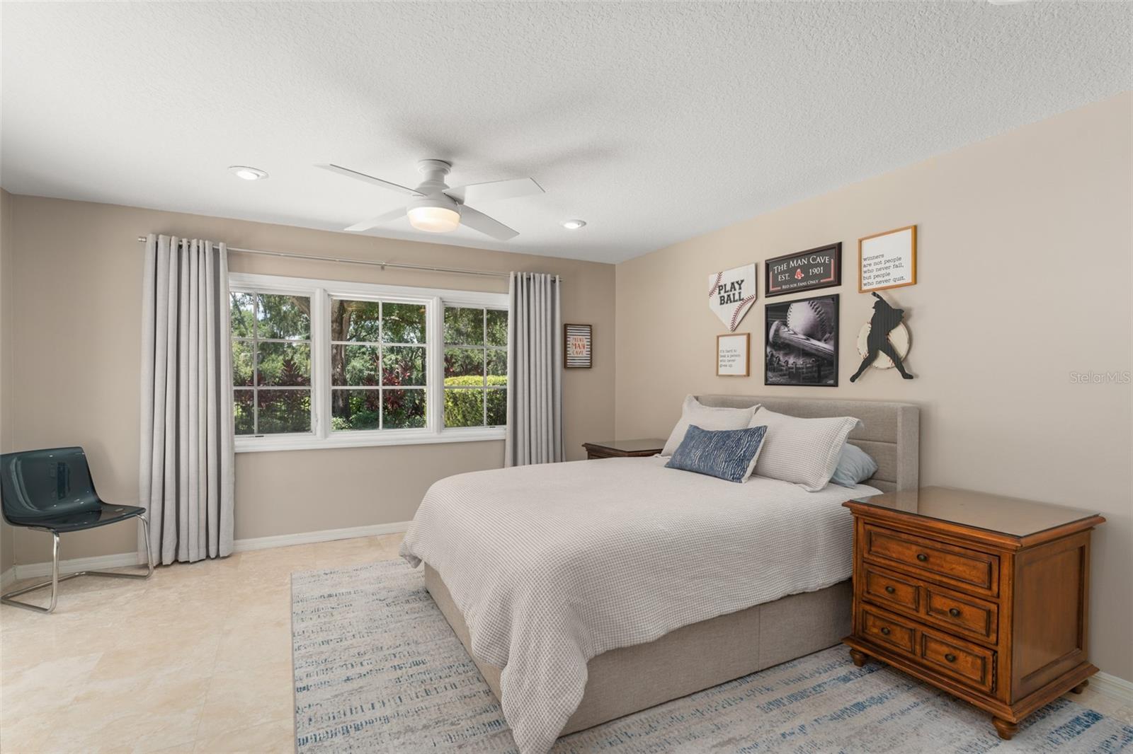 ISLEWORTH - Residential