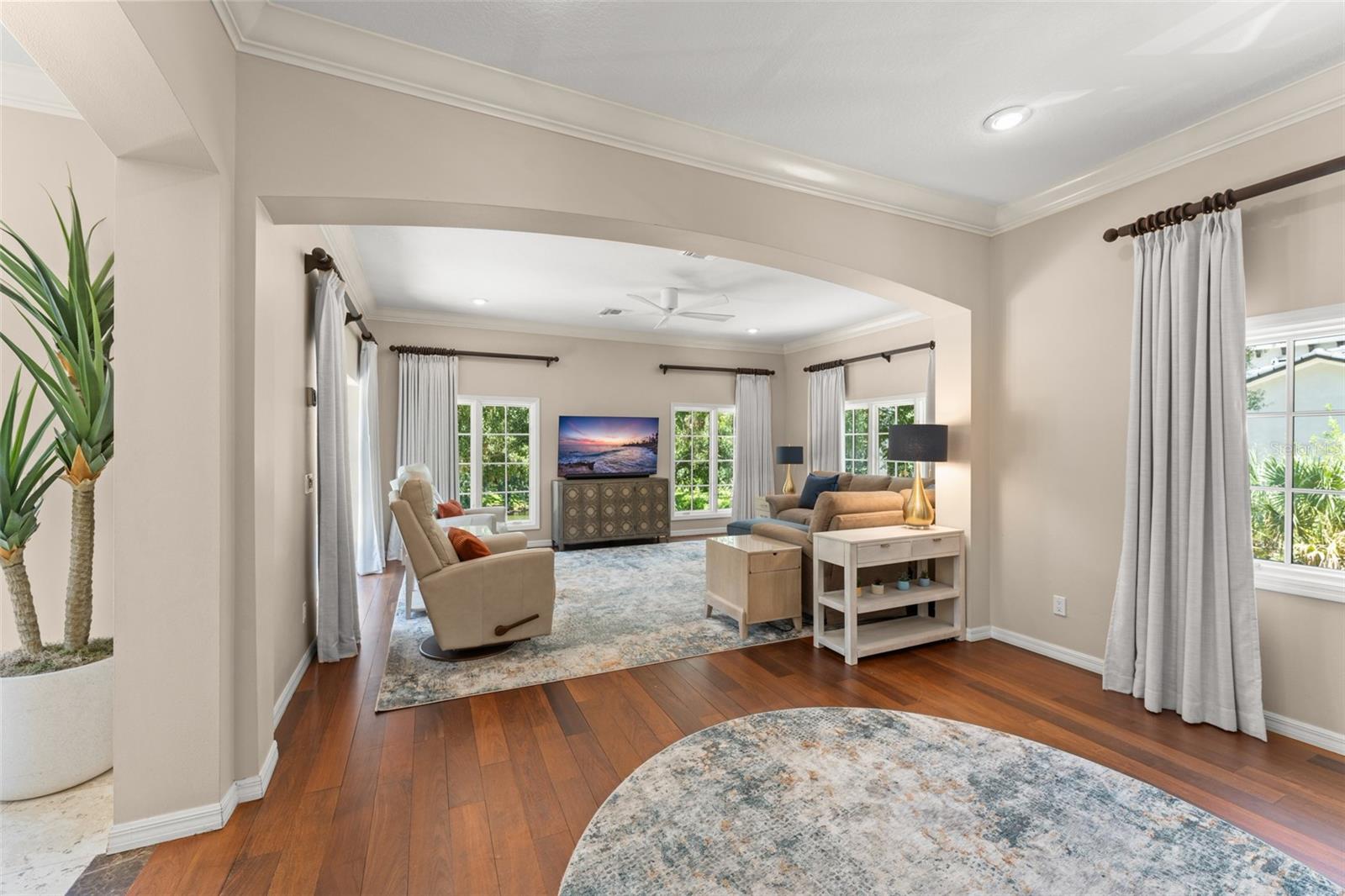 ISLEWORTH - Residential