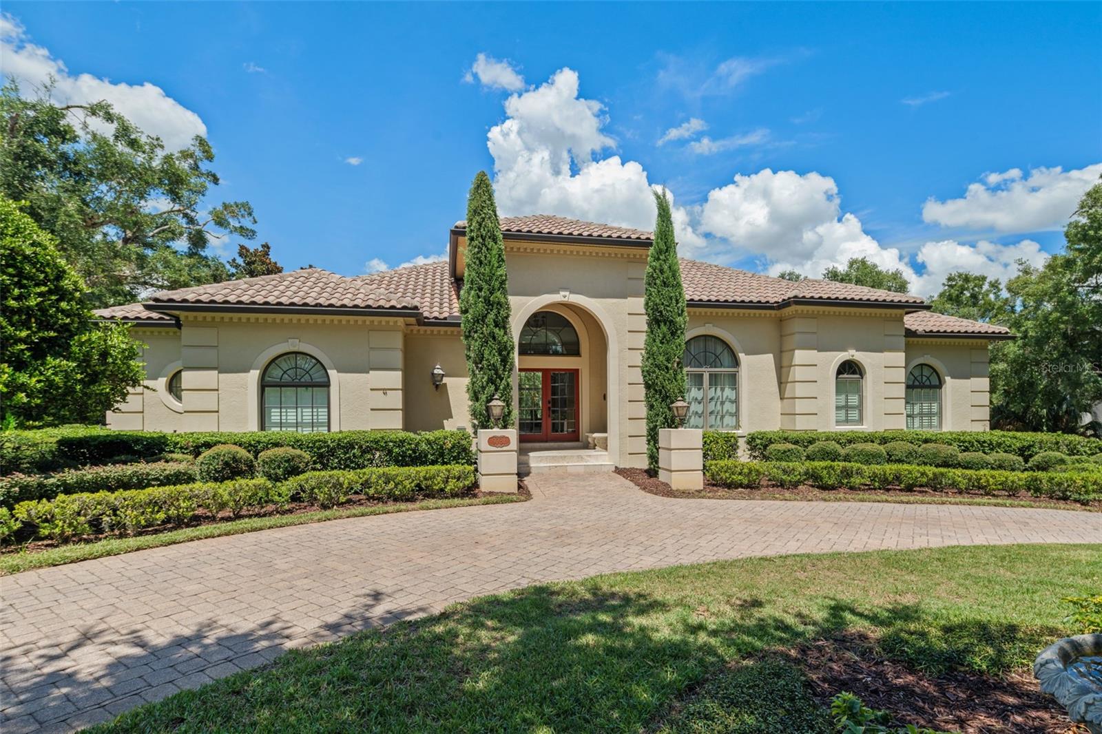 9731 CHESTNUT RIDGE DRIVE