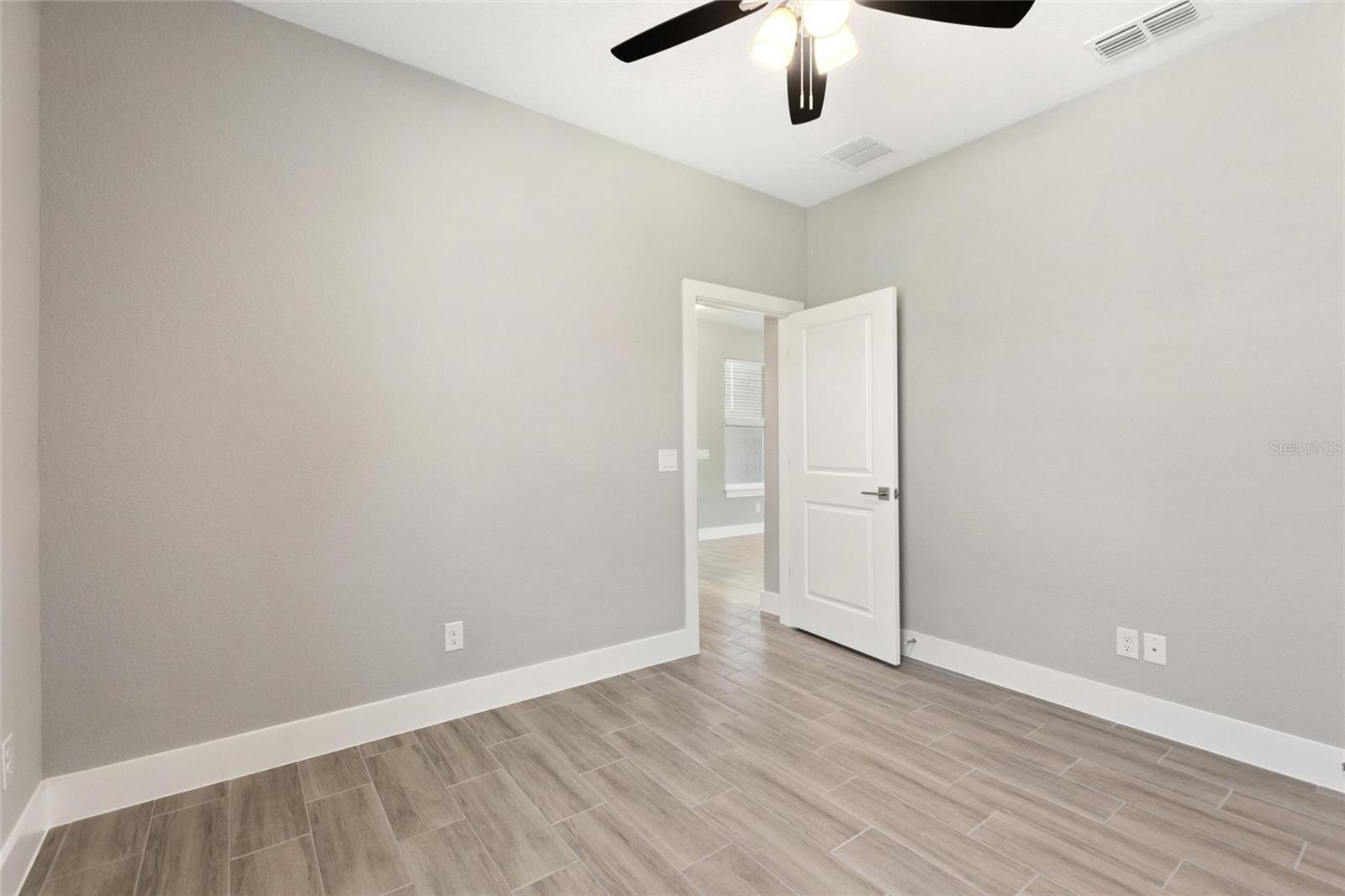 POINCIANA NBRHD 02 VILLAGE 08 - Residential Lease