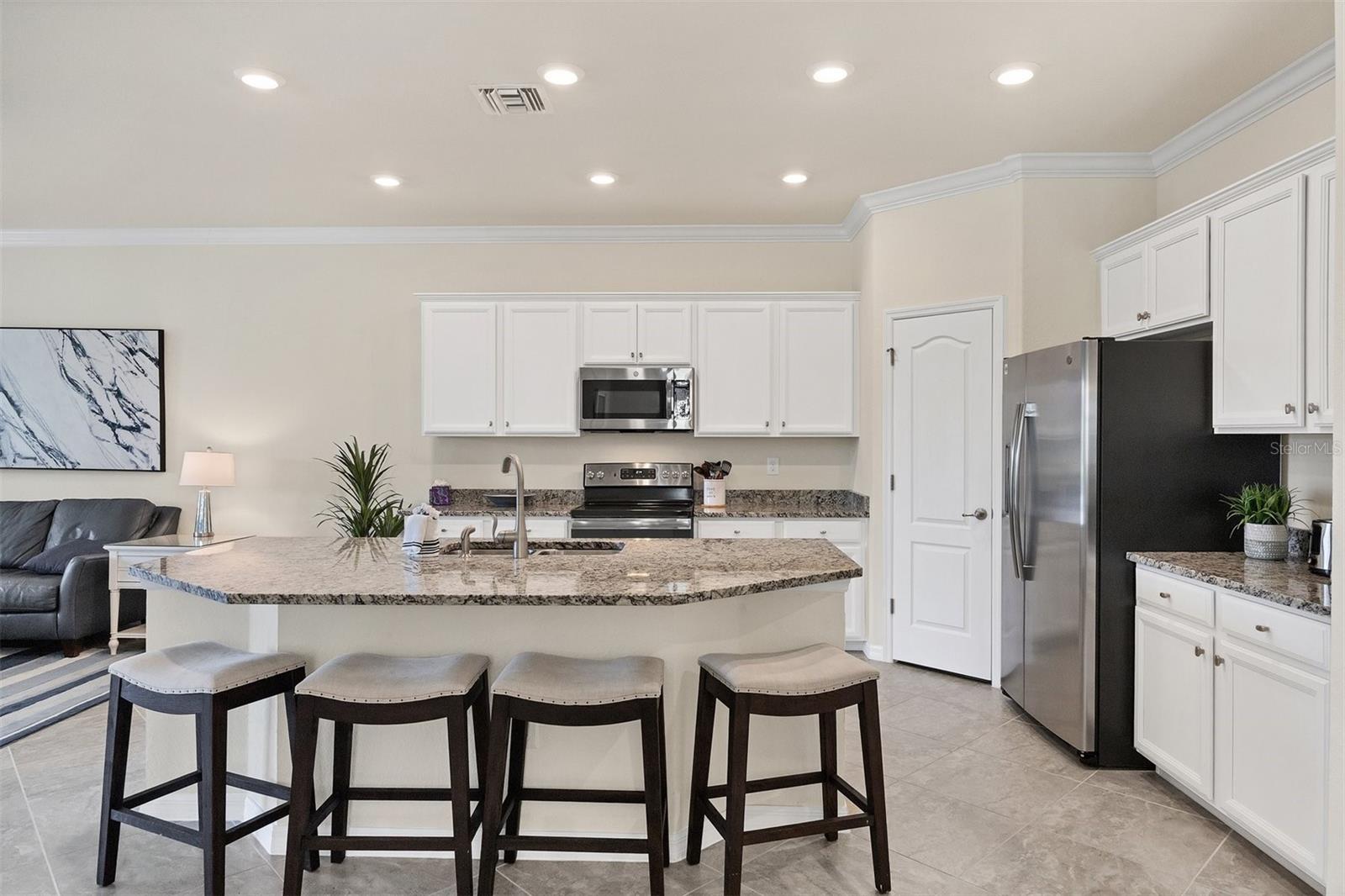 SARASOTA NATIONAL - Residential