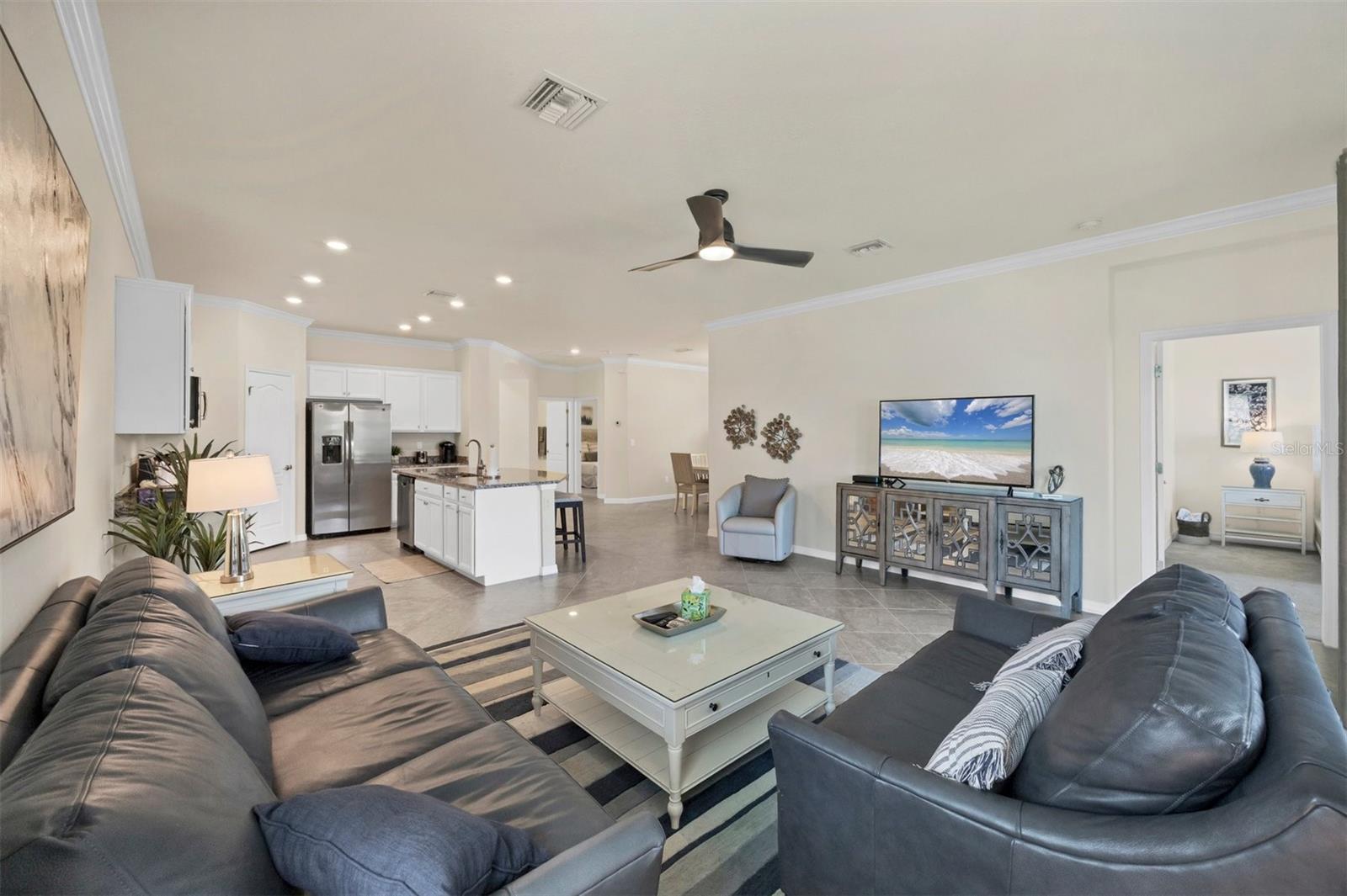 SARASOTA NATIONAL - Residential