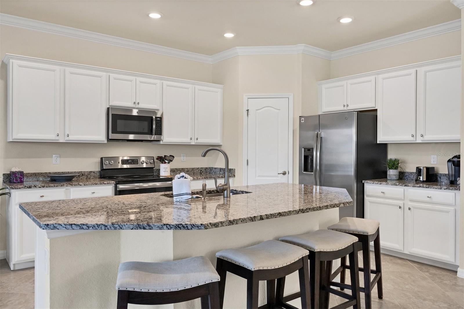 SARASOTA NATIONAL - Residential