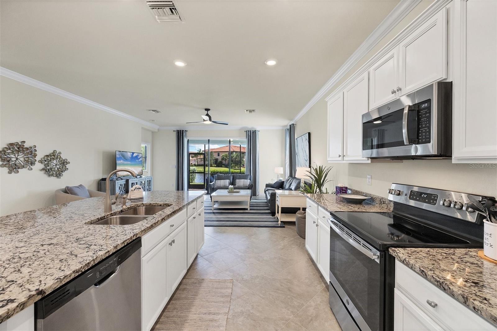 SARASOTA NATIONAL - Residential