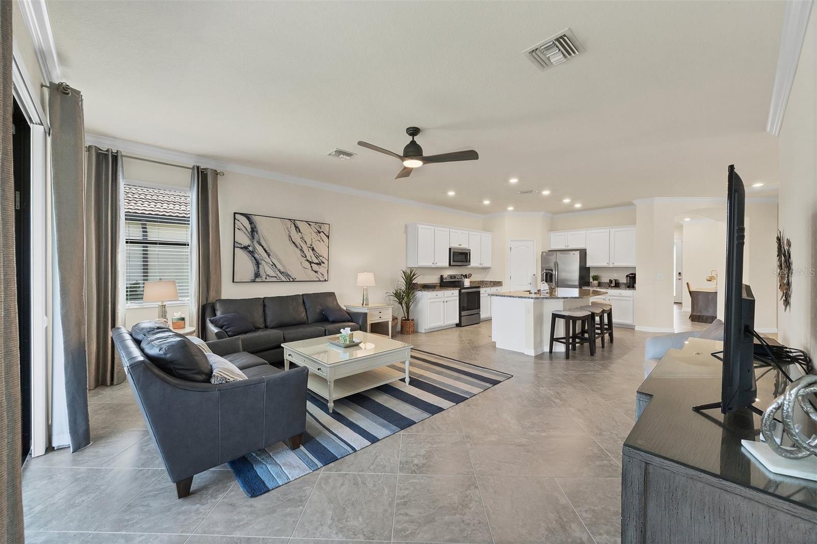 SARASOTA NATIONAL - Residential