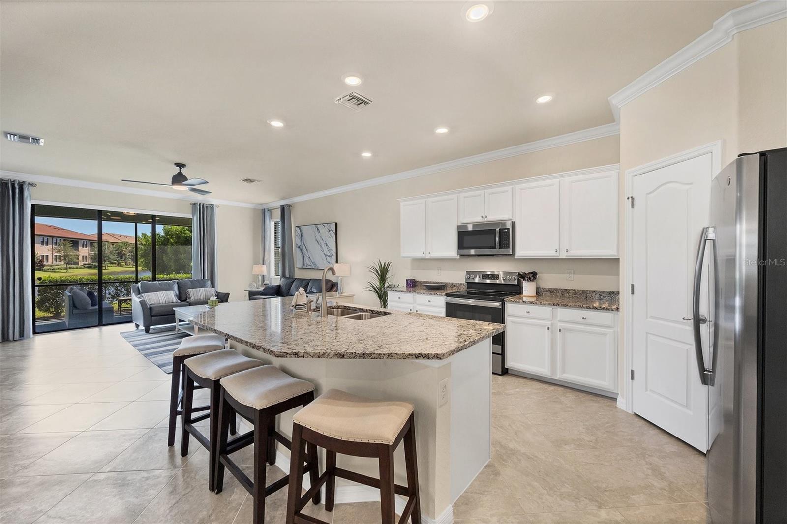 SARASOTA NATIONAL - Residential