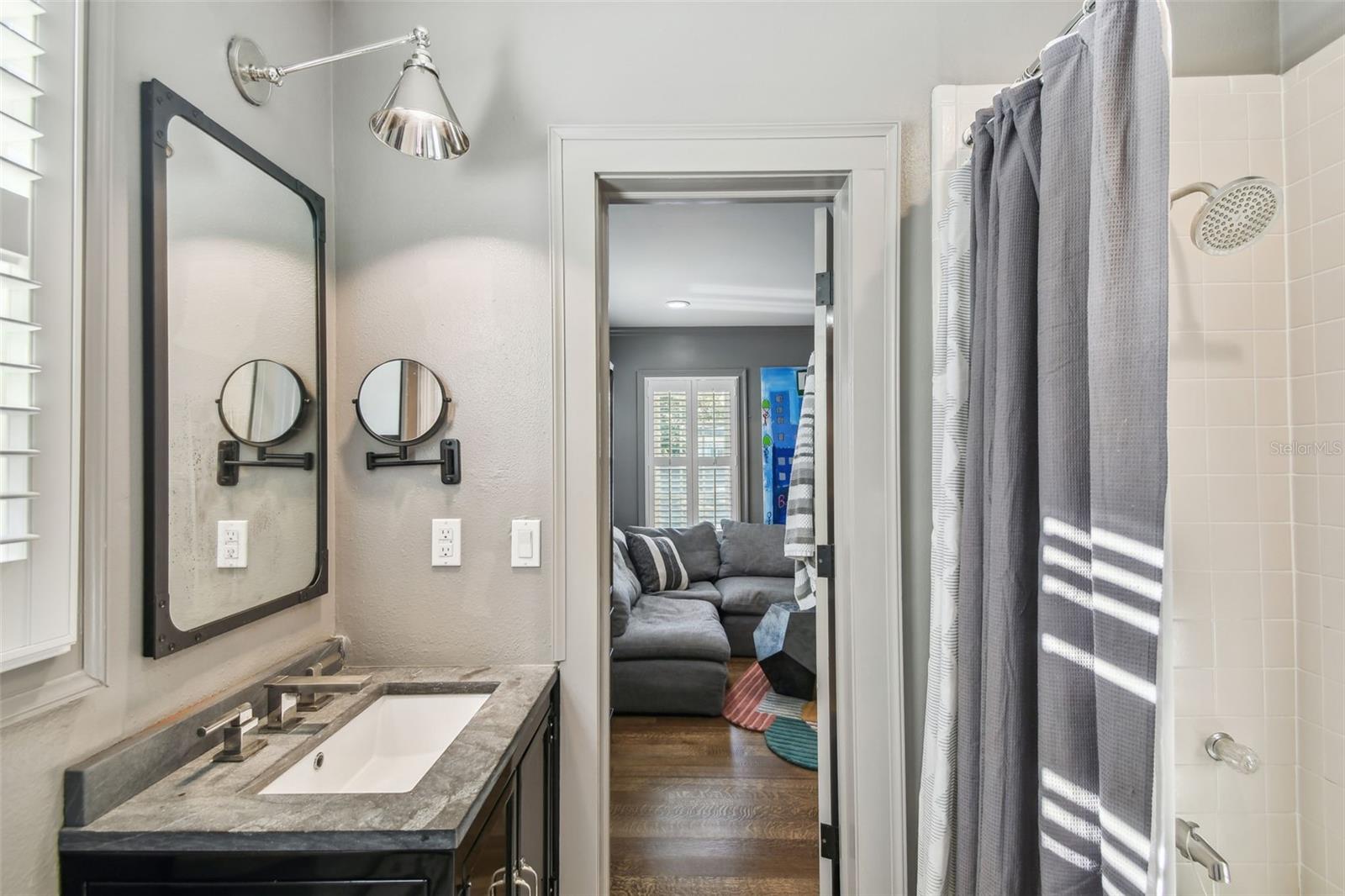 GOLF VIEW PLACE - Residential