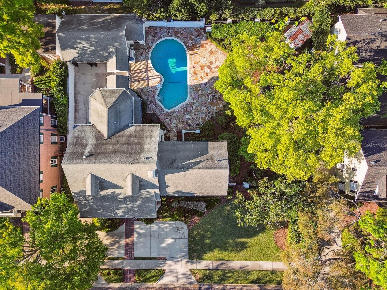 3313 W MULLEN AVENUE