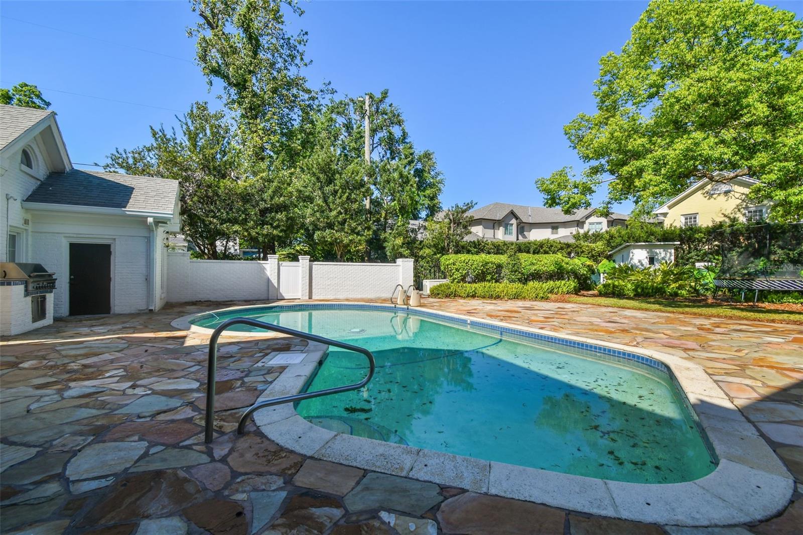 GOLF VIEW PLACE - Residential