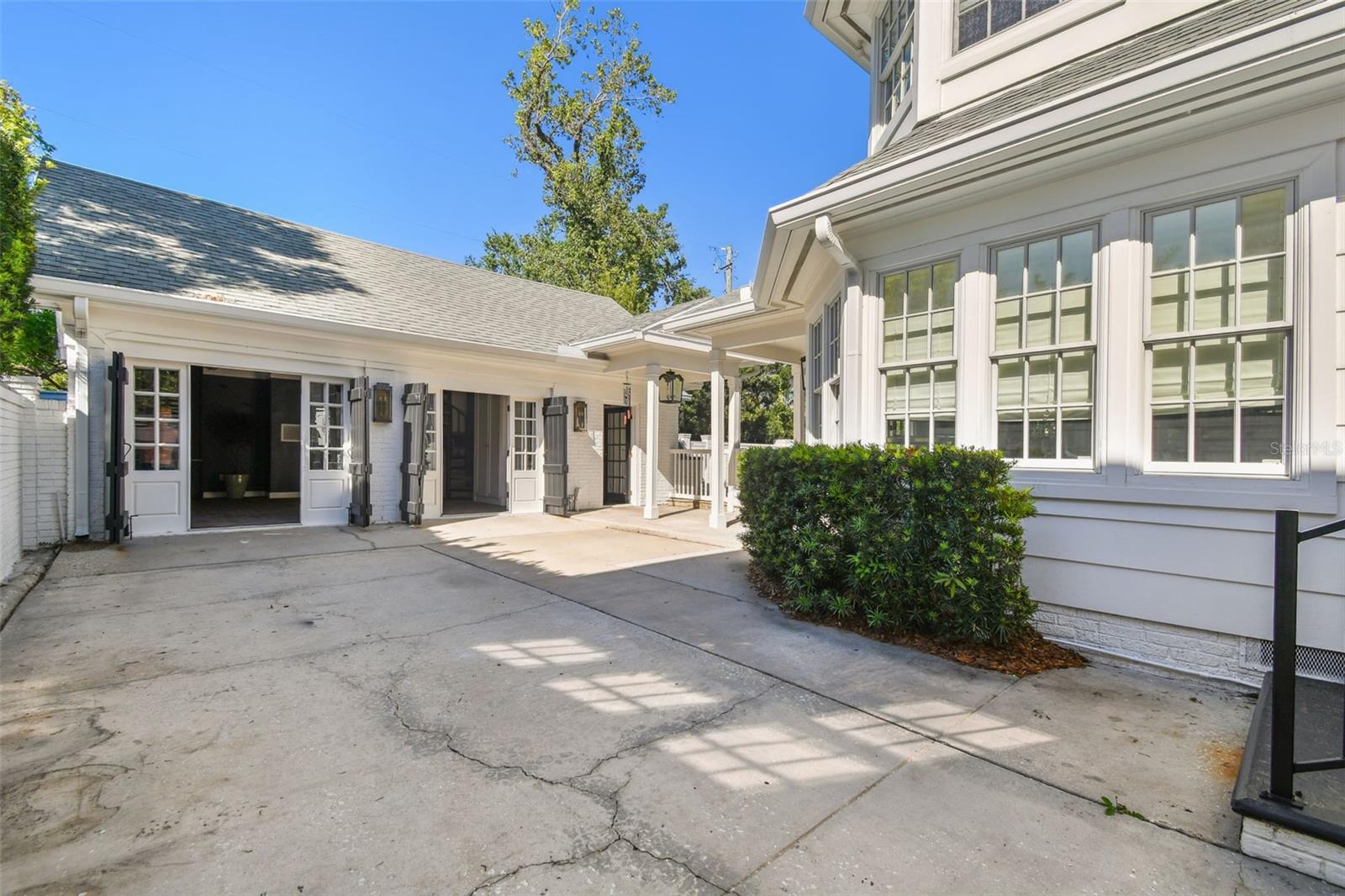 GOLF VIEW PLACE - Residential