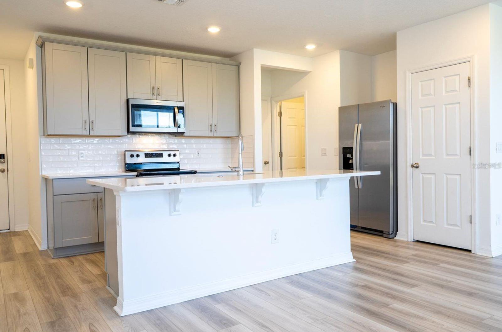 THE MEADOW AT CROSSPRAIRIE - Residential Lease