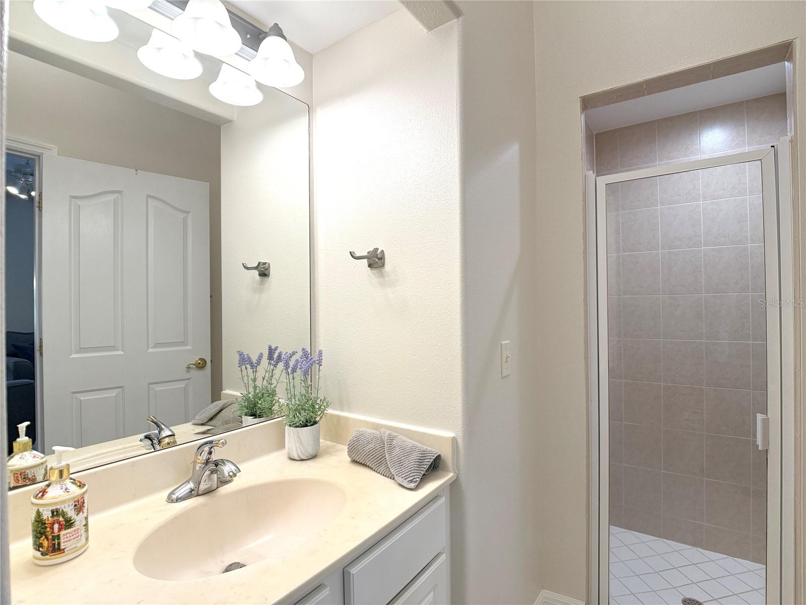 VISTA PARK PH 02 - Residential Lease