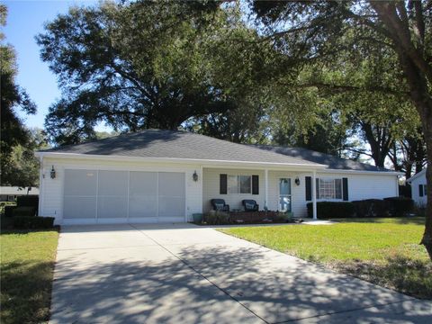 A home in DUNNELLON