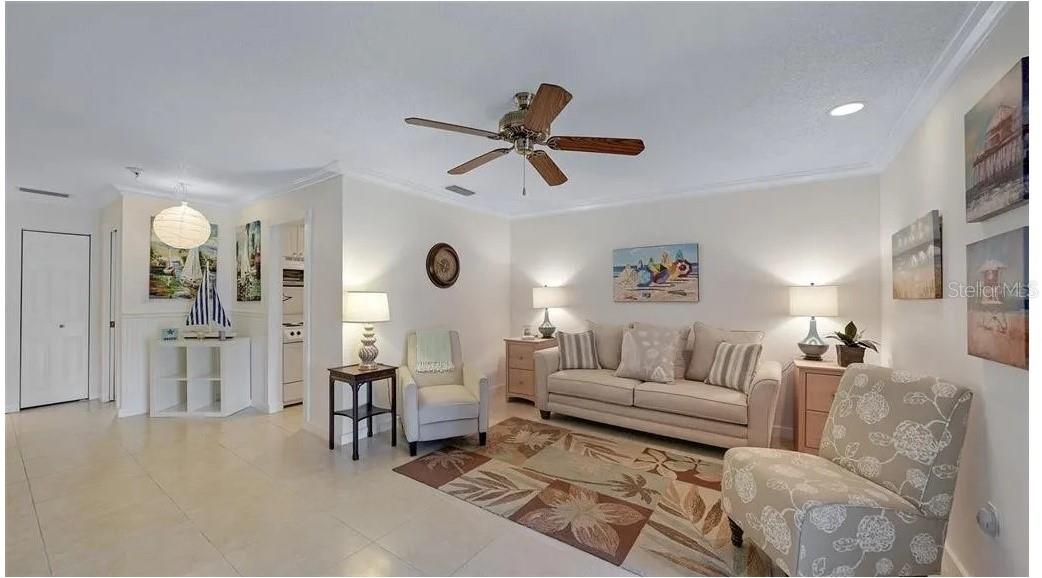 2782 WOODGATE LANE 12