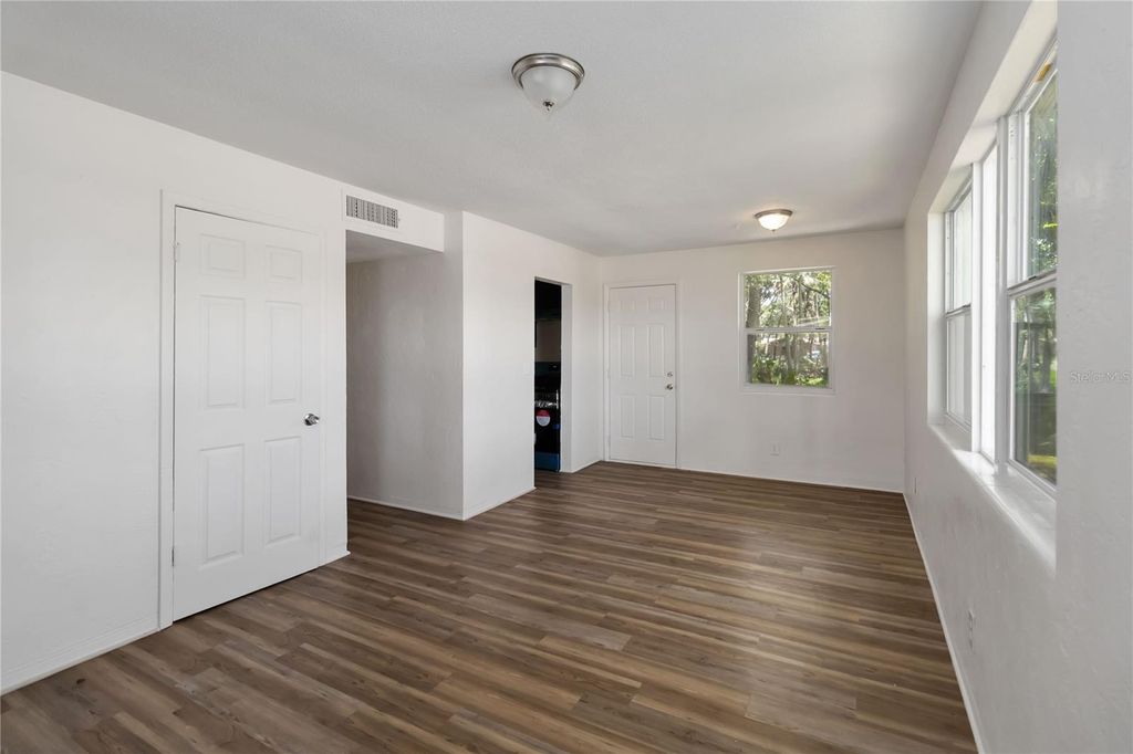 Photo of 444 S Caroline Street, Daytona Beach, FL 32114 (MLS # V4943809)