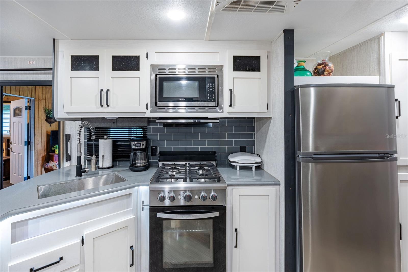 GUANIQUILLA WARD - Residential