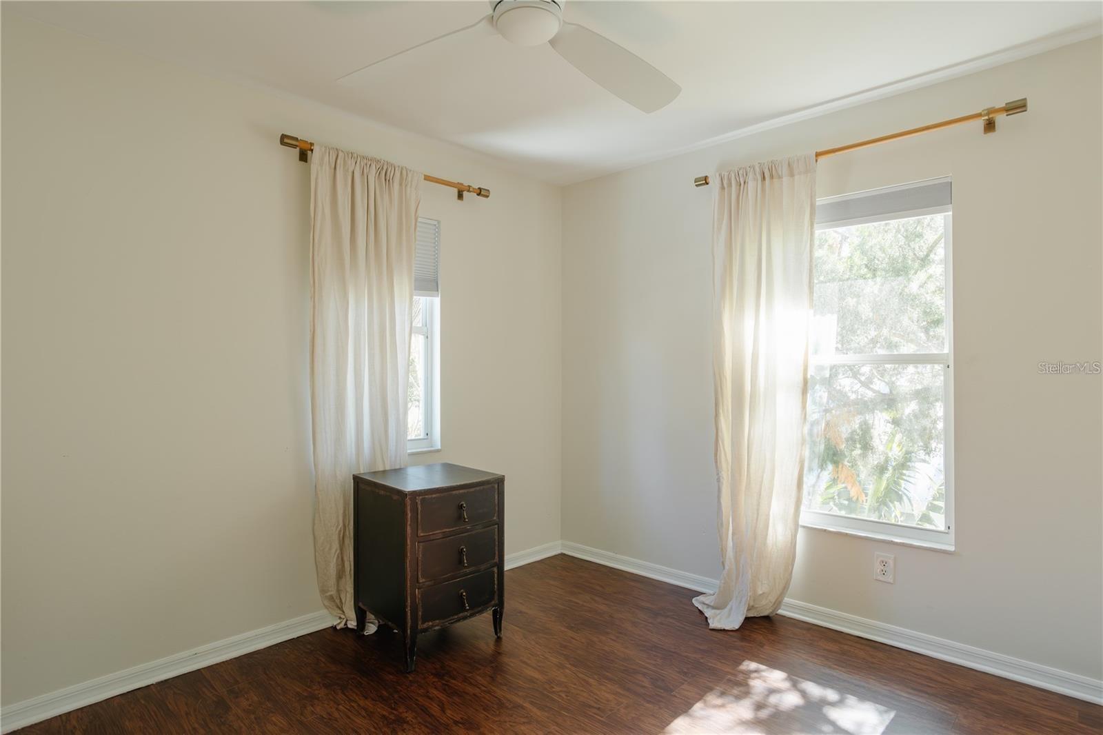 SARASOTA BAY PARK - Residential