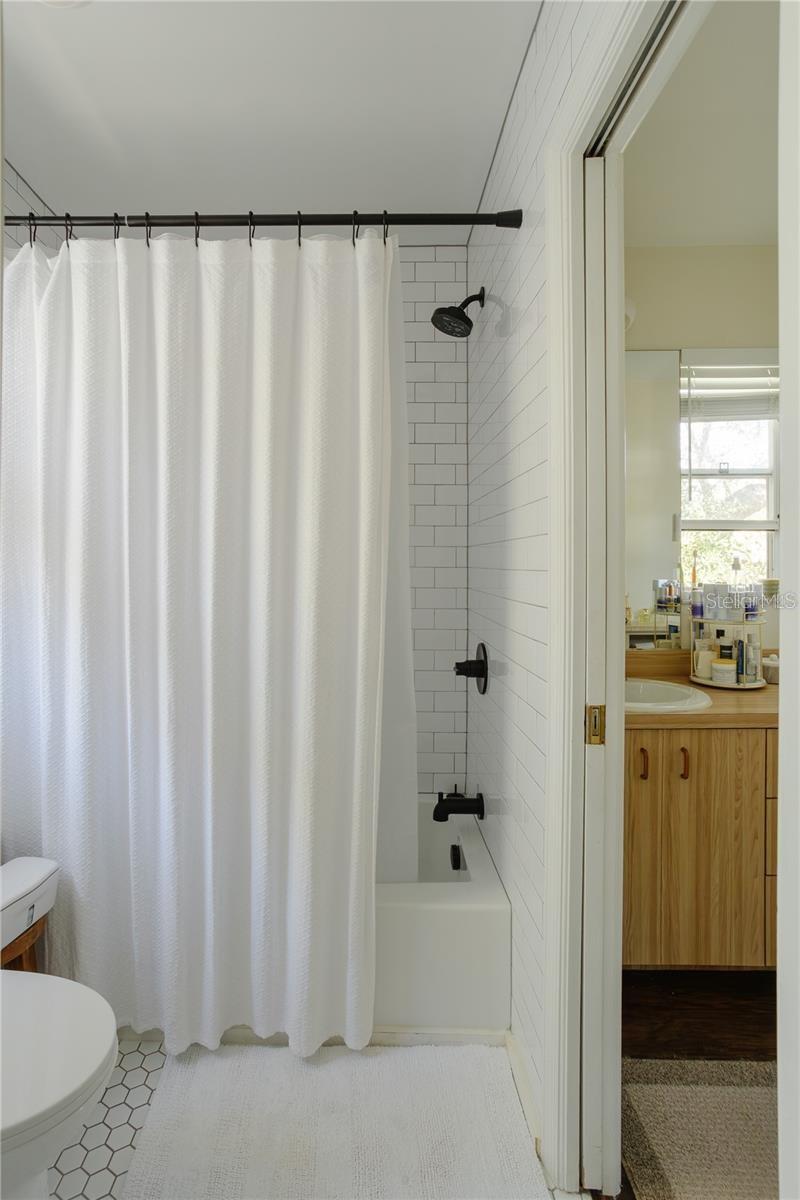 SARASOTA BAY PARK - Residential