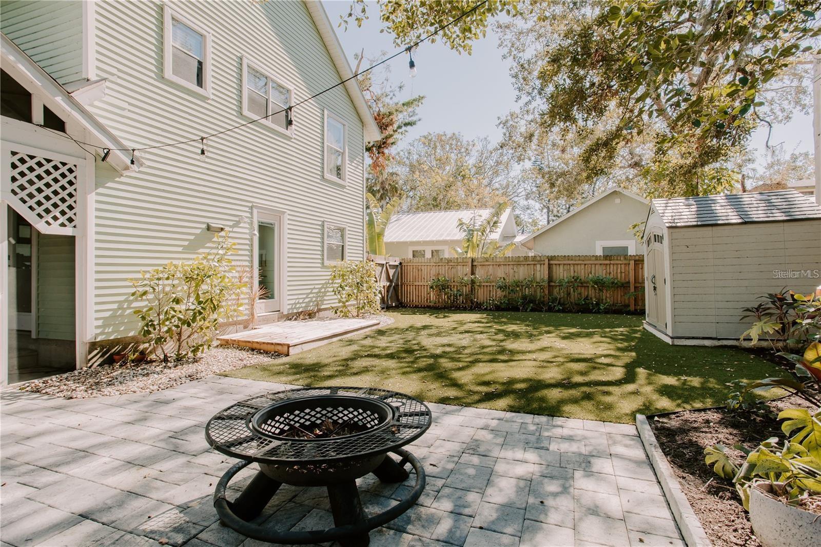 SARASOTA BAY PARK - Residential