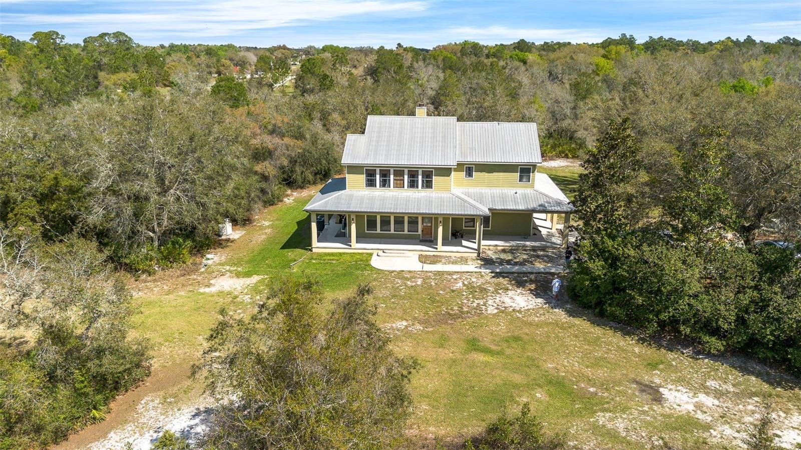 CAMBRIDGE VILLAS - Residential