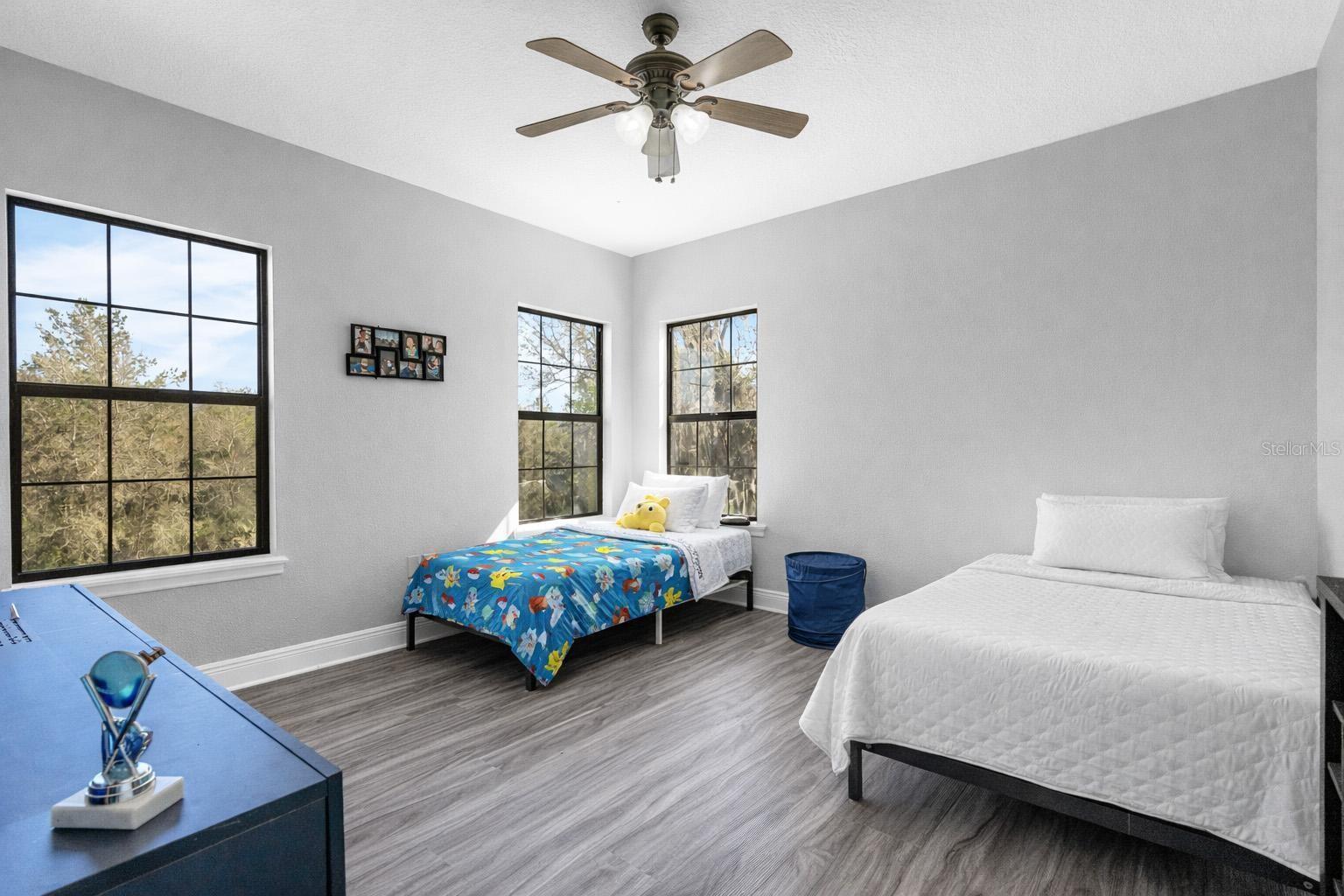 CAMBRIDGE VILLAS - Residential