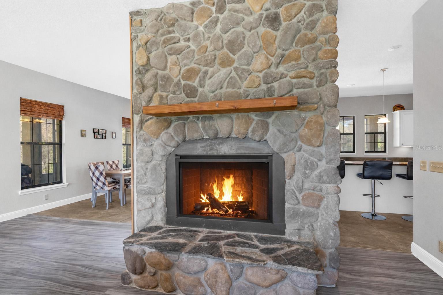 CAMBRIDGE VILLAS - Residential