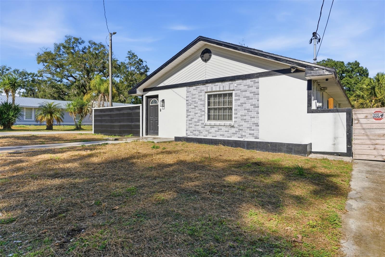 SEFFNER PARK - Residential Lease